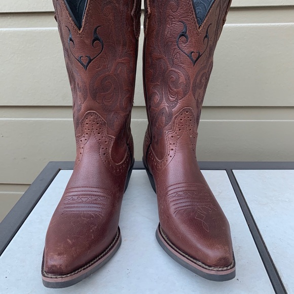 Justin Women Dark Brown Boots - Picture 3 of 12
